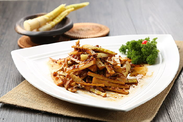 ��Ȼ������