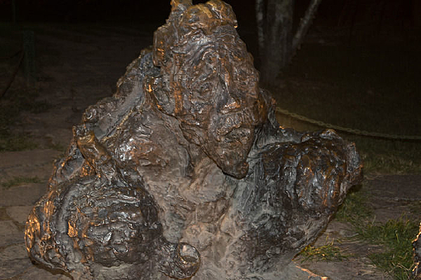 ���̵���