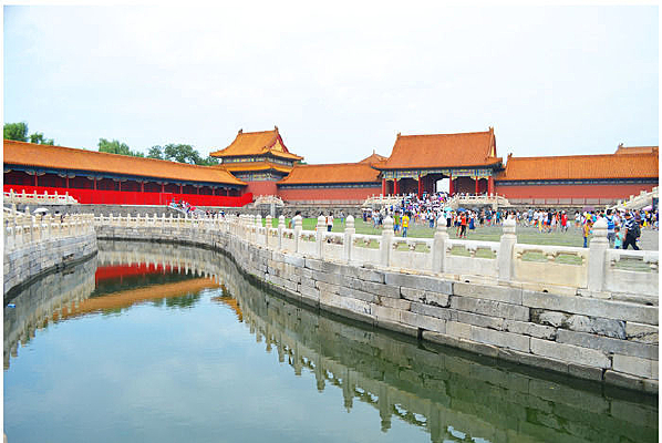 �����ʹ���Ӱ����