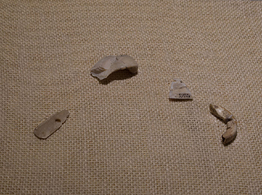 ���װ���