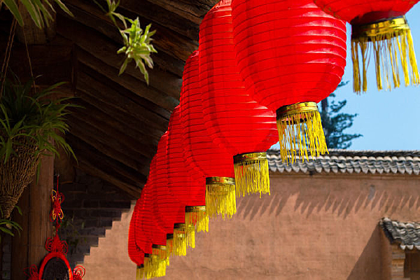 ��ɫ����