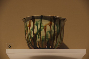 �ƴ���ɫ�Դ���