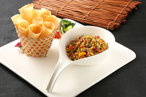 ѩ��ţ�ⱬ����