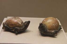 ����Ƕ������