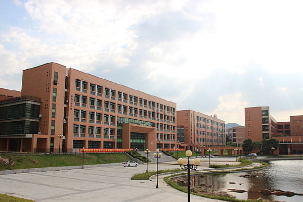 �˹����羰ͼƬ