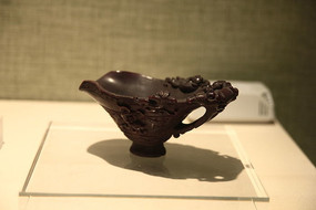 �峯Ϭ�ǵ�󤻢�Ʊ�