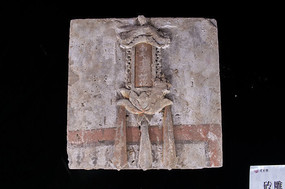 ����ש��