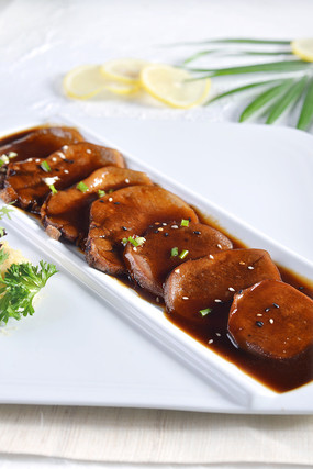 ����ɽţ��