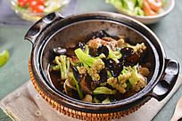 �޺�����