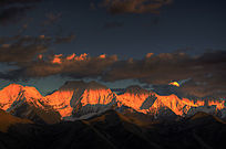 �Ź���ڵ����ս�ɽ