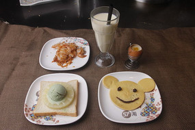 �������