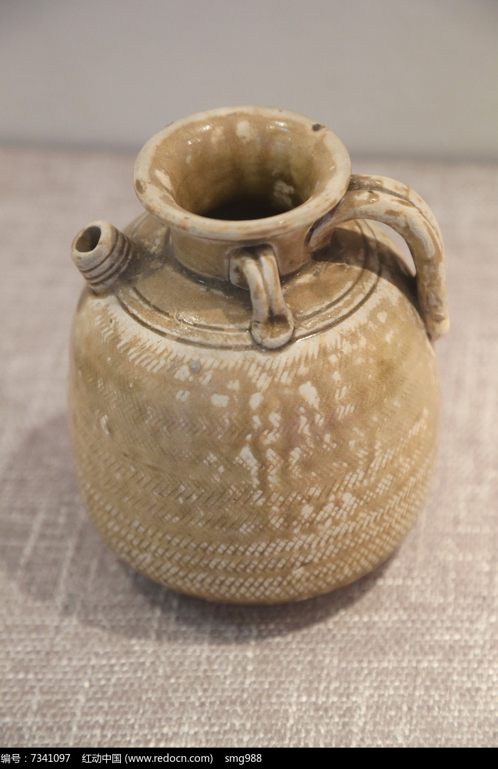 隋代青釉二系执壶