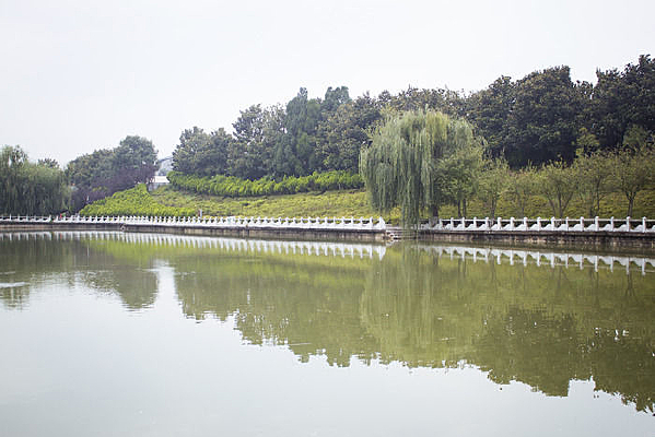 �峺�ĺ���