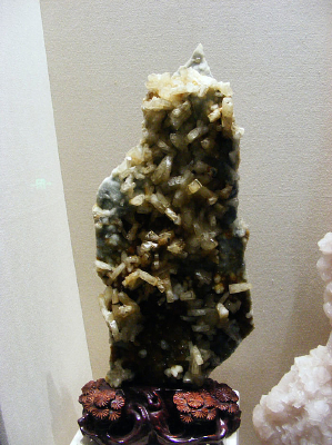 ��״����ʯ