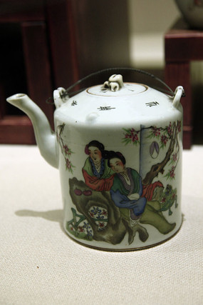 �ʻ��������