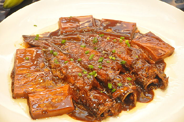 �ҳ�С����