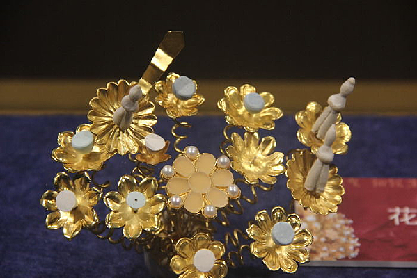 �ƽ���Ʒ��