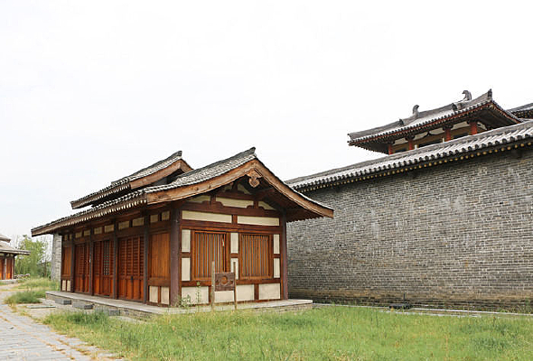 �ƳǶ��е�ľ��