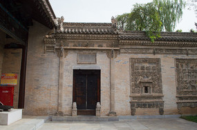 �����˼���¥