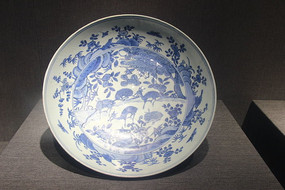 �����໨�ɼ�¹ͼ��