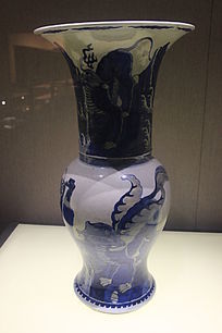 �໨����ͼ��β��