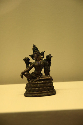 12����ͭ������������