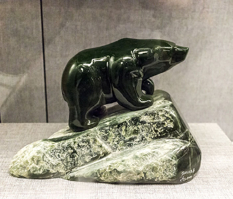 ��ɫ�����