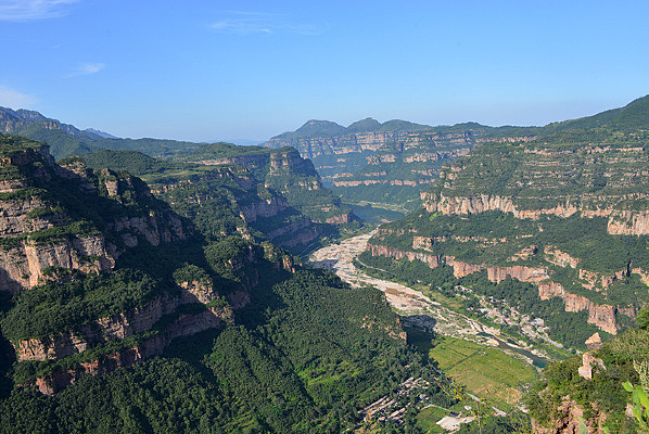 ���ݾ���̫��ɽ��