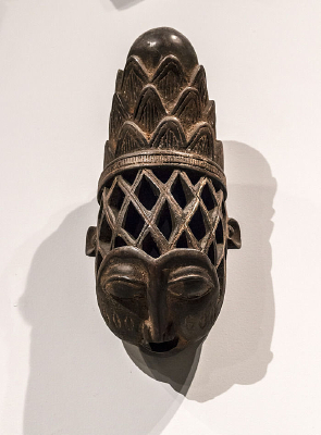 ľ�񼸺��θ߶���ʽ���