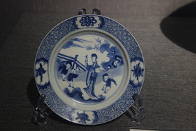 ����໨��ŮӤϷͼ��