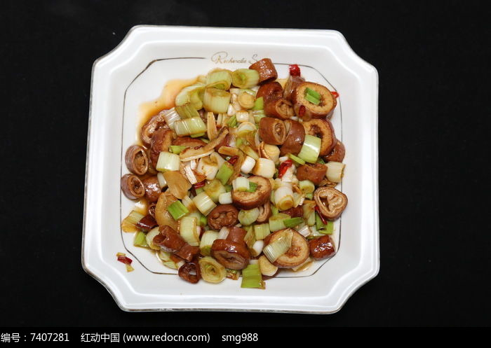 原创摄影图 餐饮美食 中国菜系 家常菜葱爆肥肠 请您分享: 素材描述