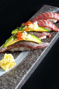 ���~�Չ�˾