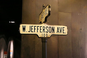 ŷ�ް׵�·��