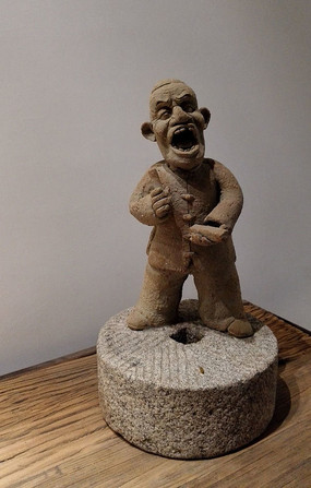 ��������