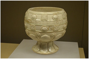 ���໨�������Ա�