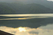 ɽ������