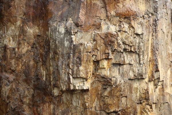 ľ��ʯ���������ز�