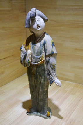 ������Ů��ٸ