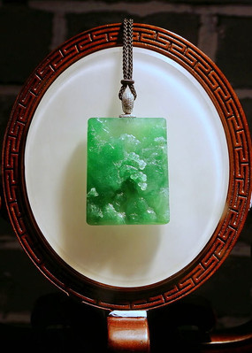 ����ɽ�ɹ�׹