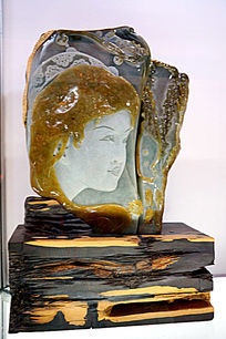 �����Ůͷ����