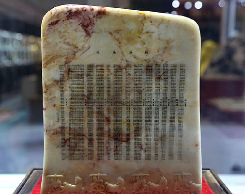 �����־����ɽ��