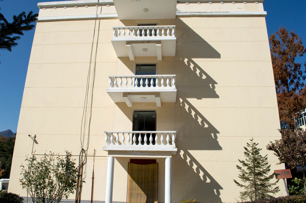 ��ɫ�Ĳ㽨��