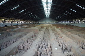 ����ٸ����