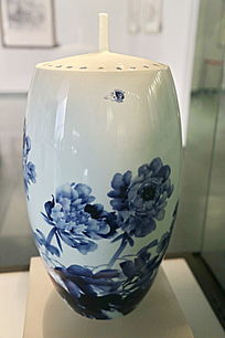 �׵��໨ĵ�����Ǵ�ƿ