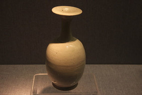 ����ϸ��ĥ�̿���ƿ