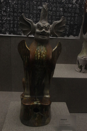 �ƴ����ʶ�����