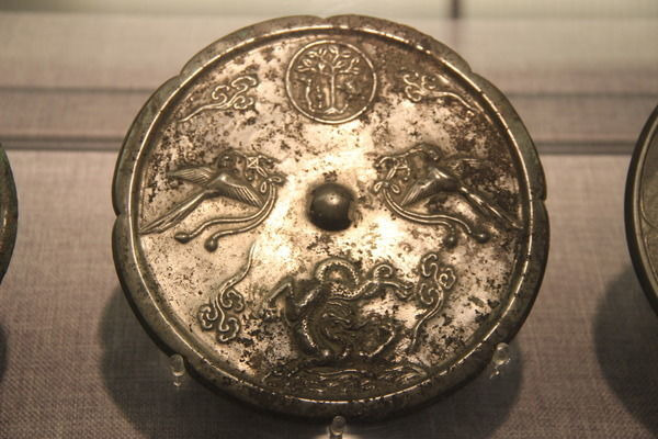 �ƴ��¹����� ͭ��