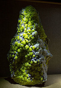 ��ɫ��ʯԭ��