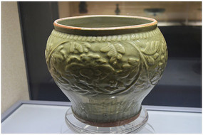 ������ȪҤ������