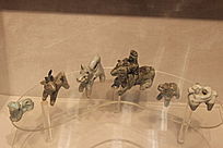 �ɵ����μ�